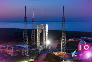 Atlas Rocket päät Launchpadiin Amazonin Kuiper Mission
