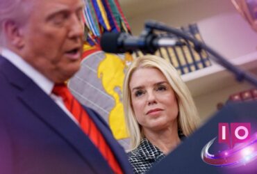 Maga kritisoi DOJ: n käsittelyä Epstein -tiedostoja, pilkkaa Pam Bondi