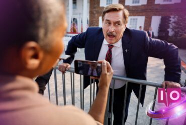 Tuomioistuimen säännöt Mike Lindell voitti 5 miljoonan dollarin BET -riita hakkeroitujen äänestyskoneiden suhteen