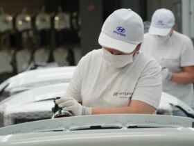 Hyundai & Boston Dynamics haastaa Teslan Robot Factory Narratiivissa