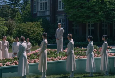 The Testaments Season 2 Renewed Hulu – Chase Infiniti & Ann Dowd